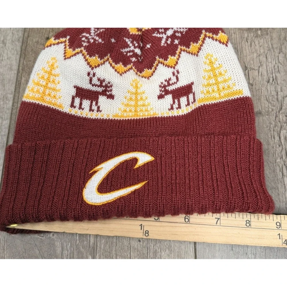 Adidas Cleveland Cavaliers Knit Cuffed Beanie Hat Pom-pom 100% ACRYLIC burgundy